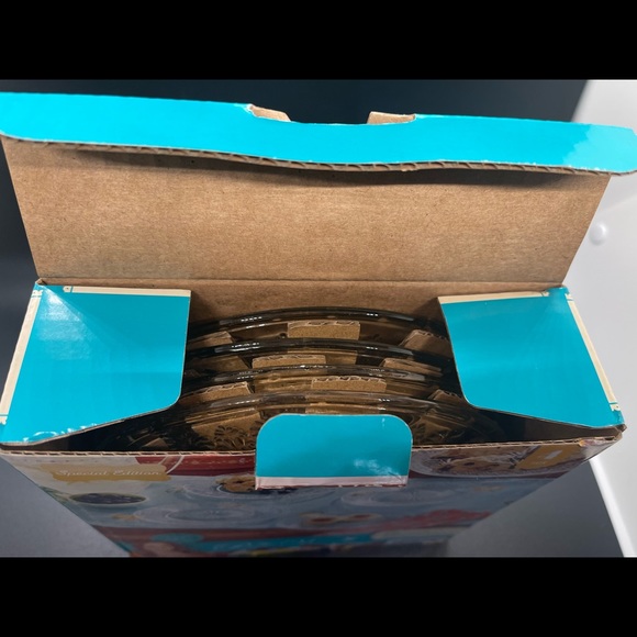 Appetizer Plates Pioneer Woman Set Of 4 Clear With Embossed Detail New In Box - Picture 7 of 9